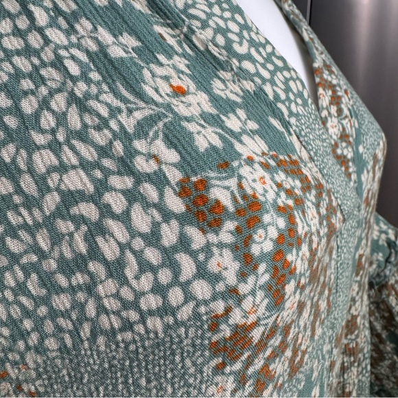 ๐๐๐๐๐ค Floral Green Cottagecore Blouse Size Small - Picture 6 of 13